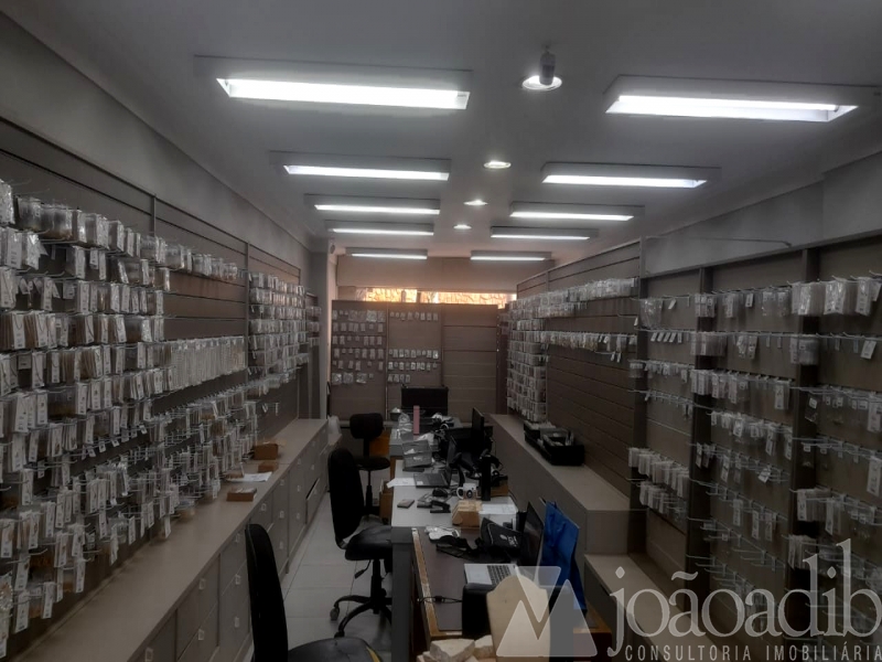 Sobrado Comercial - Centro Acima