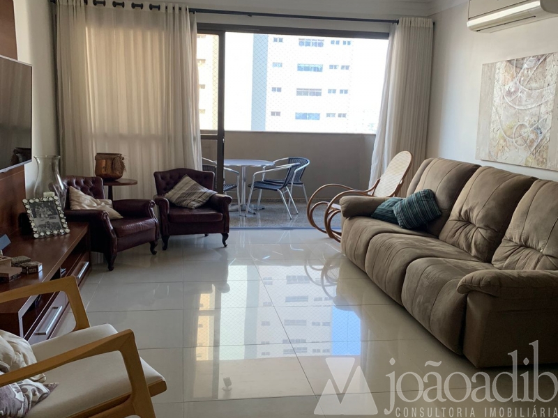 Apartamento Centro Acima