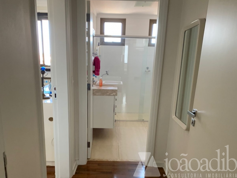 Apartamento Centro Acima